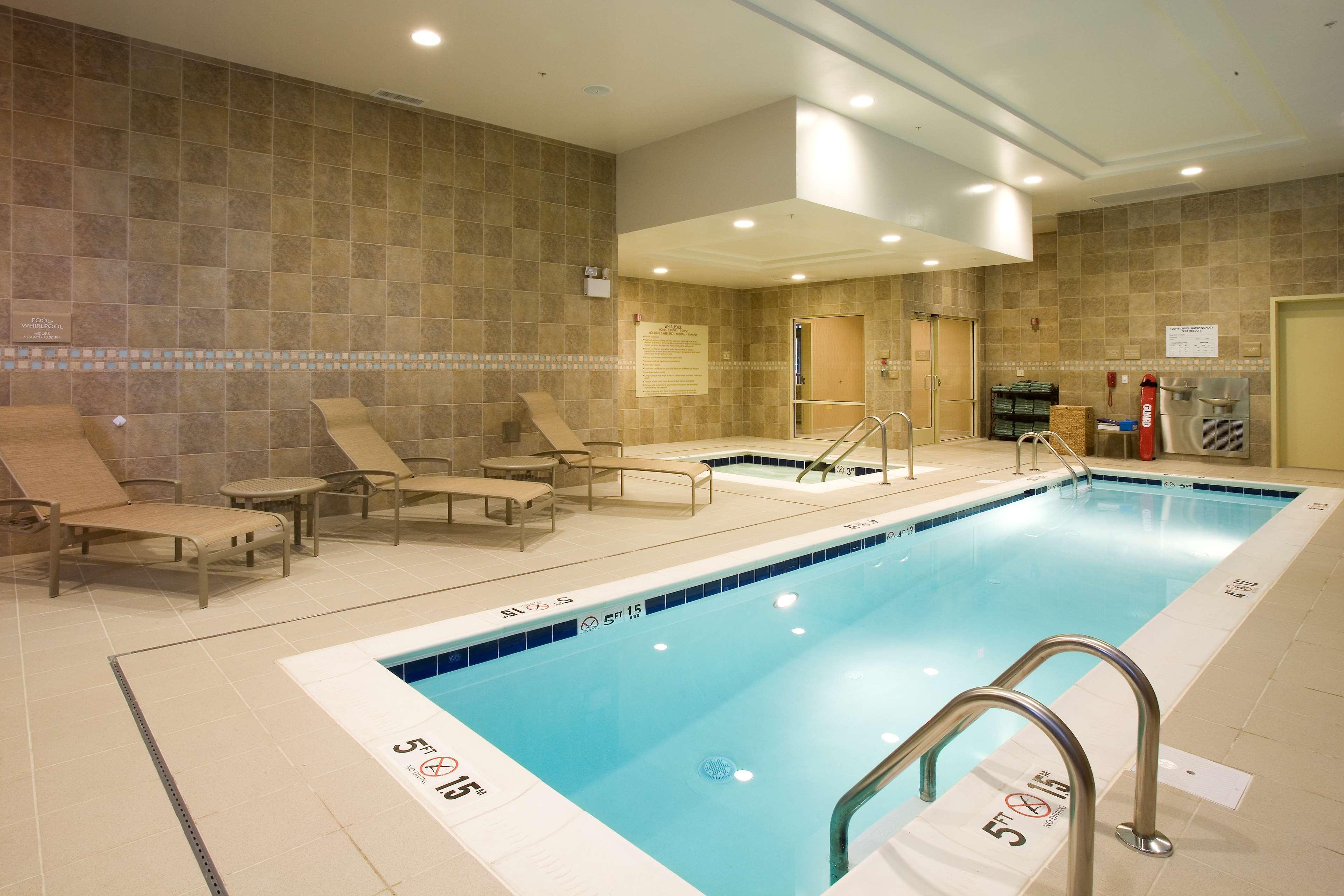 Hilton Garden Inn Shirlington Арлінгтон Екстер'єр фото