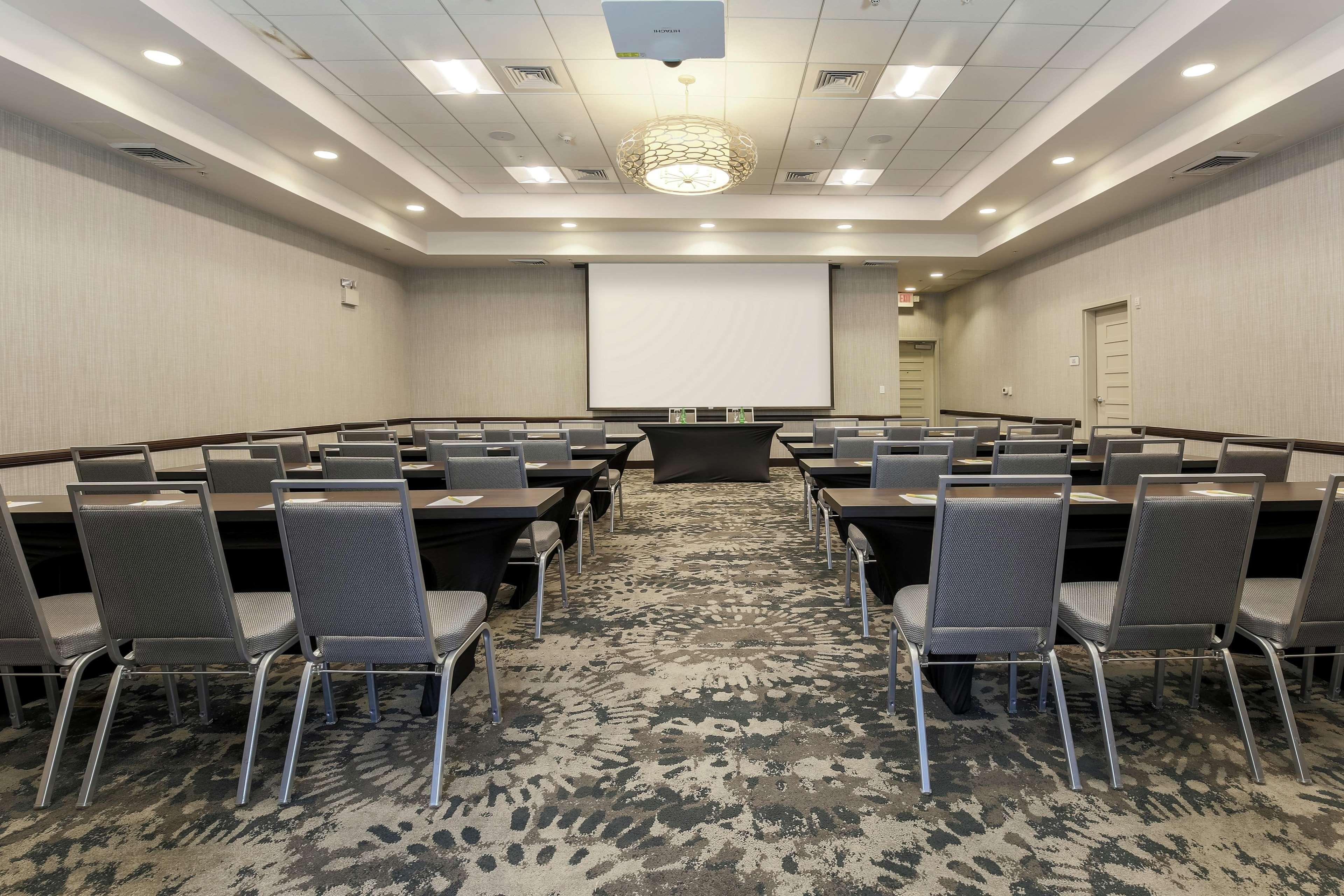 Hilton Garden Inn Shirlington Арлінгтон Екстер'єр фото
